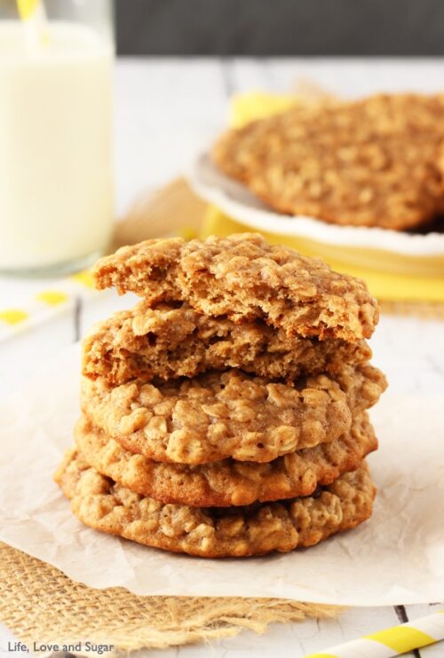 Moist and Chewy Banana Oatmeal Cookies | Healthy Oatmeal Cookies