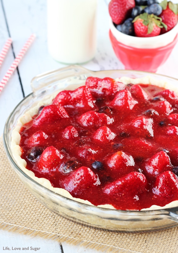 Strawberry Cream Pie | Easy Strawberry Dessert Recipe for Summer