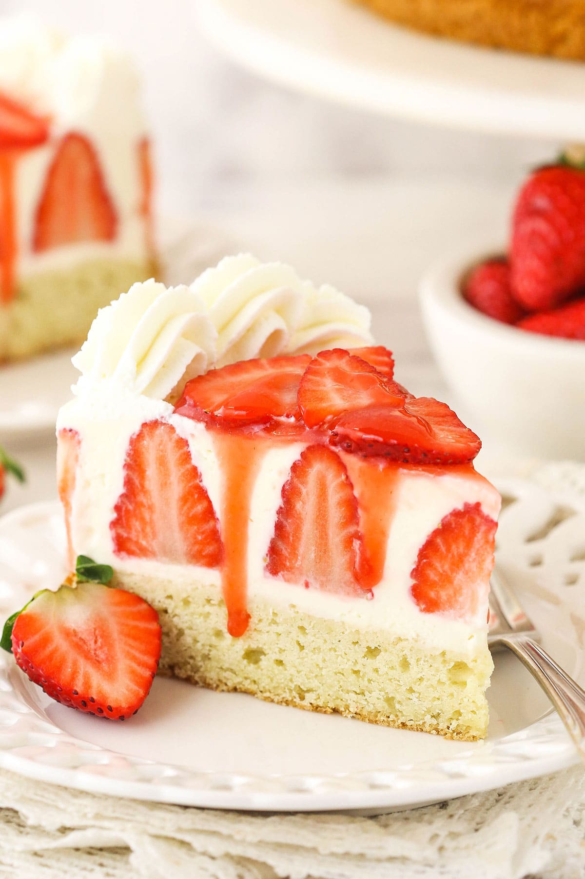 fancy strawberry cheesecake slice