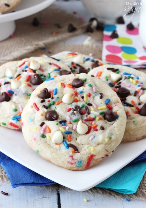 Funfetti Cake Batter Chocolate Chip Cookies | Easy Cake Mix Cookies