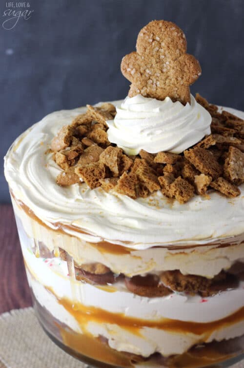 Gingerbread Cheesecake Trifle | No-Bake Christmas Dessert