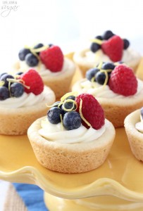 Berry Lemon Cheesecake Cookie Cups Recipe | Easy Cookie Cups