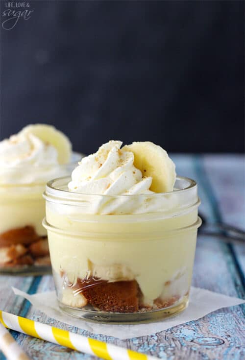 Banana Cream Pudding in a Jar | Easy Banana Pudding Recipe