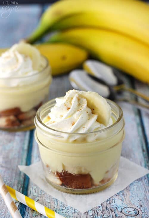 Banana Cream Pudding in a Jar | Easy Banana Pudding Recipe