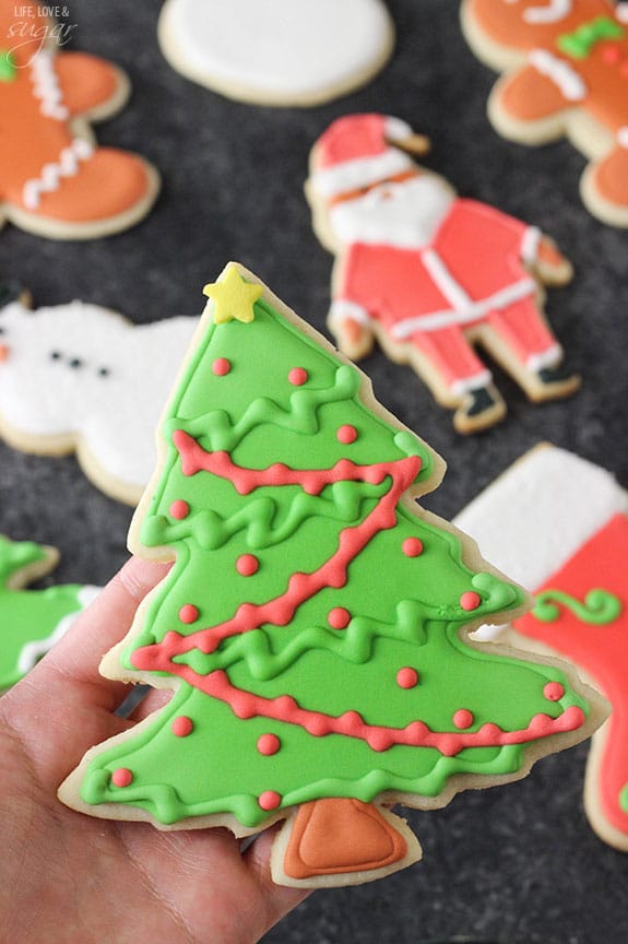 Easy Tips for Decorating Cookies Like a Pro 2024 - AtOnce