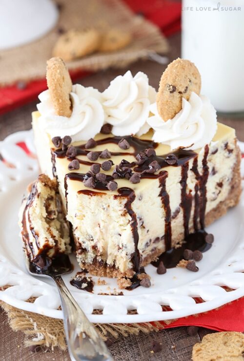 Chocolate Chip Shortbread Cheesecake | Chocolate Chip Cake Recipe