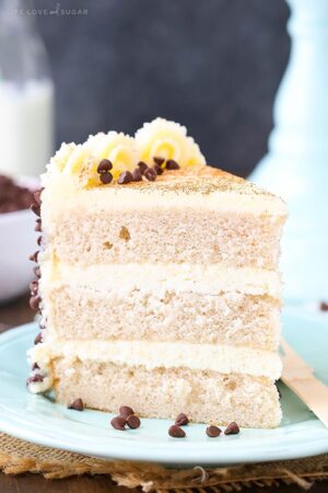 Cannoli Layer Cake | Homemade Cinnamon Cake Recipe