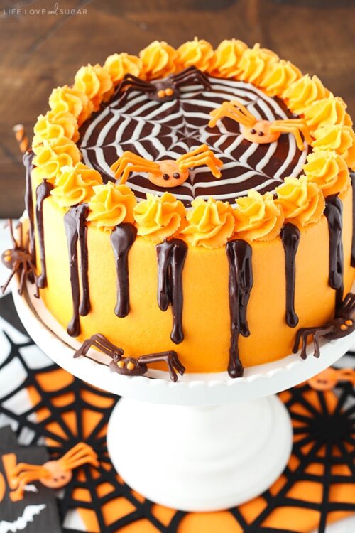 Spiderweb Chocolate Cake with Vanilla Frosting | Halloween Party Food