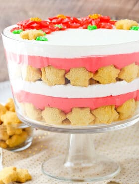 full image of Red Velvet Cheesecake Shortbread Trifle