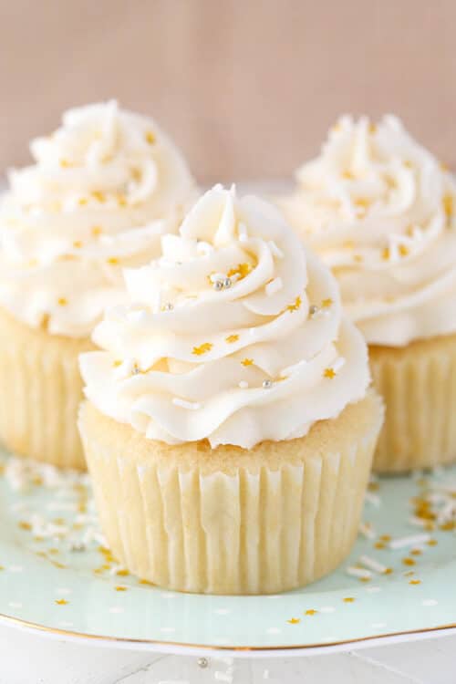 Moist Vanilla Cupcakes Life Love and Sugar