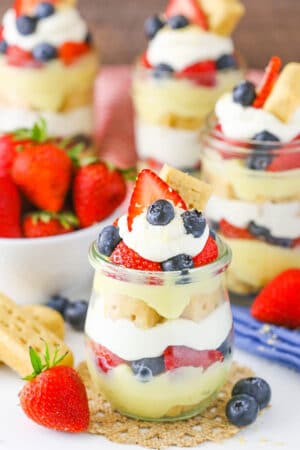 Berry Custard Trifles in a Jar | Easy Summer Trifle Recipes