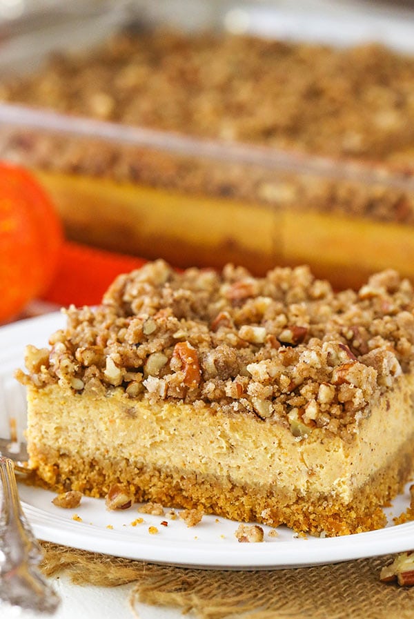 Easy Pecan Streusel Pumpkin Cheesecake Recipe | Must Try Cheesecake
