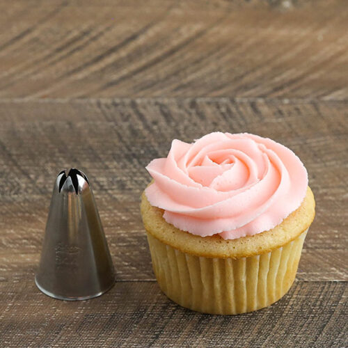 How To Frost Cupcakes - Step-by-Step Tutorial with Video!