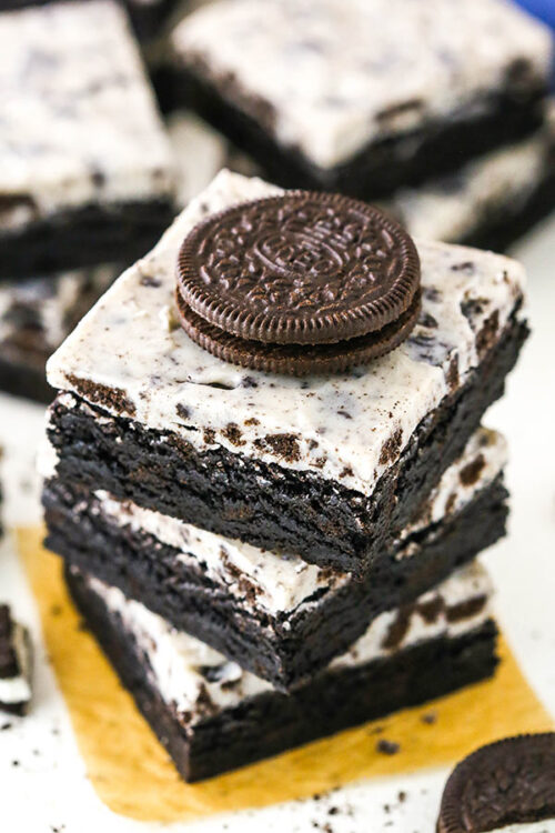 Fudgy Cookies & Cream Brownies Recipe | Easy Oreo Brownies