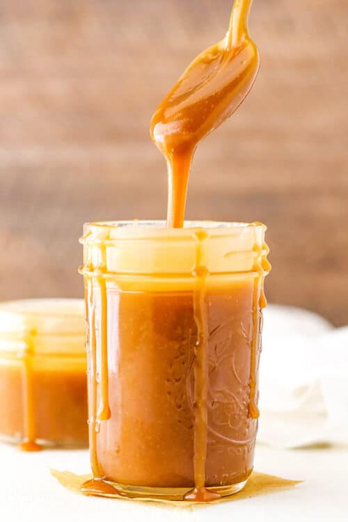 easy-salted-caramel-sauce-homemade-caramel-topping