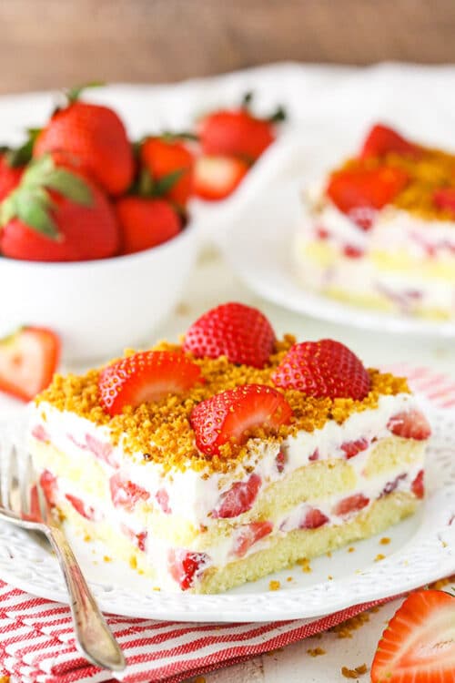 Strawberry Shortcake Icebox Cake | No Bake Icebox Cake