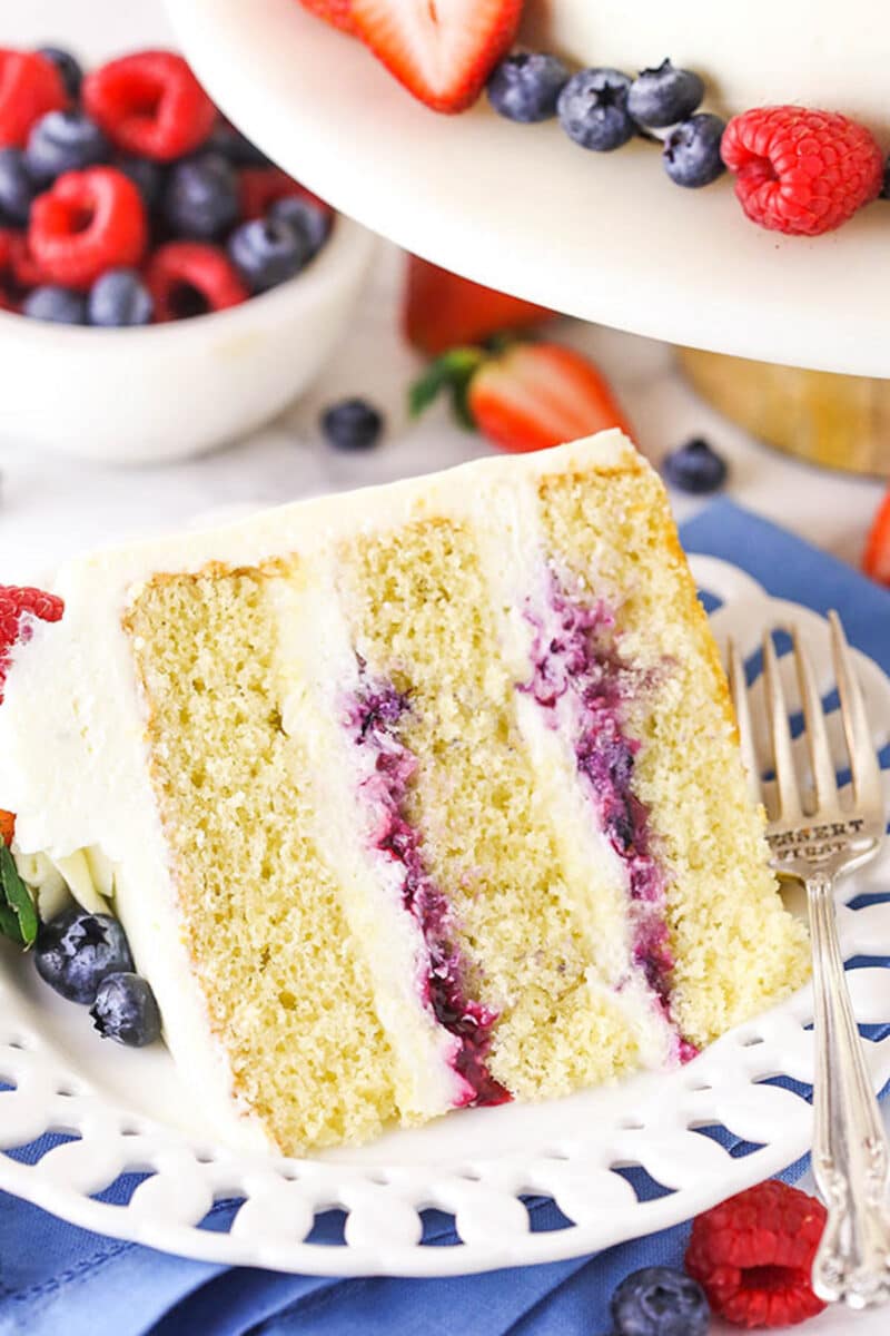 Fluffy Berry Chantilly Cake | The Best Fruit Layer Cake Recipe