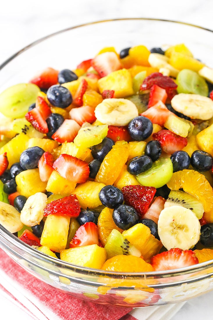 WHOLE FOODS MARKET Mixed Fruit Salad
