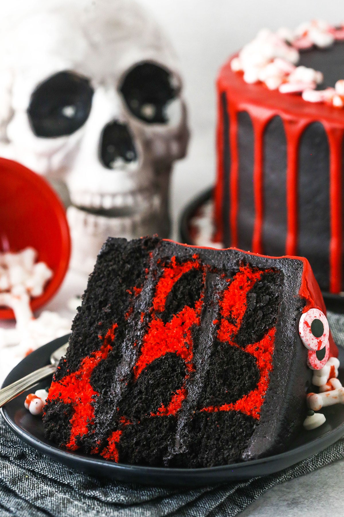 Halloween Black Cat Cake Recipe - BettyCrocker.com