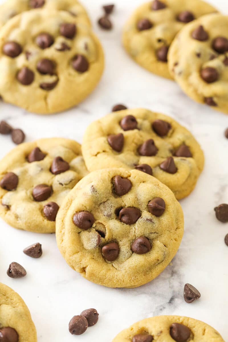 Best Peanut Butter Chocolate Chip Cookies Life Live Sugar   Peanut Butter Chocolate Chip Cookies1 800x1200 