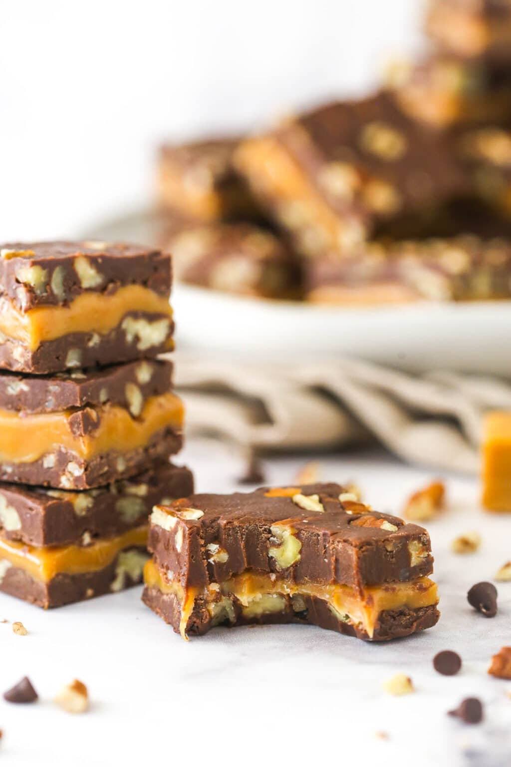 Easy Caramel Pecan Turtle Fudge | Life Love and Sugar