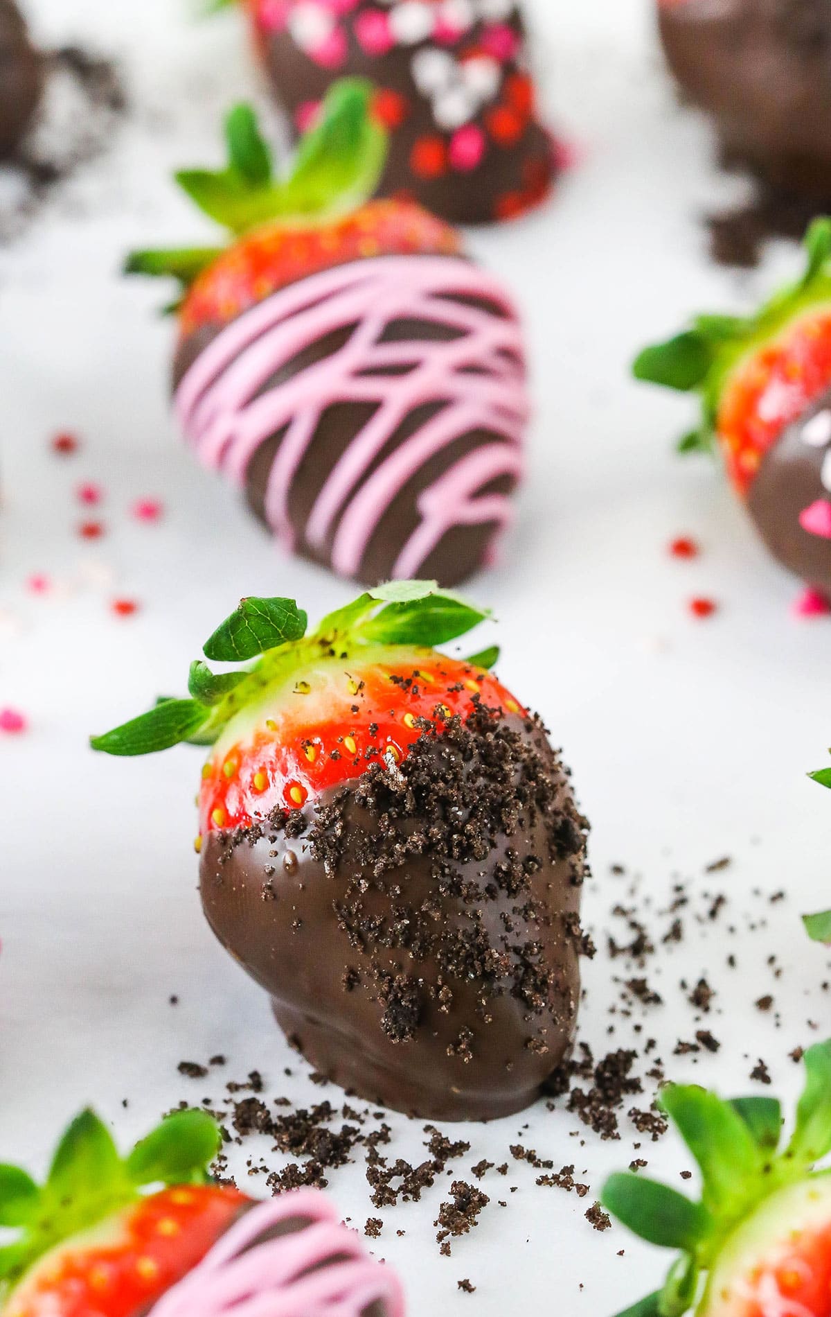 chocolate covered strawberry decorating ideas