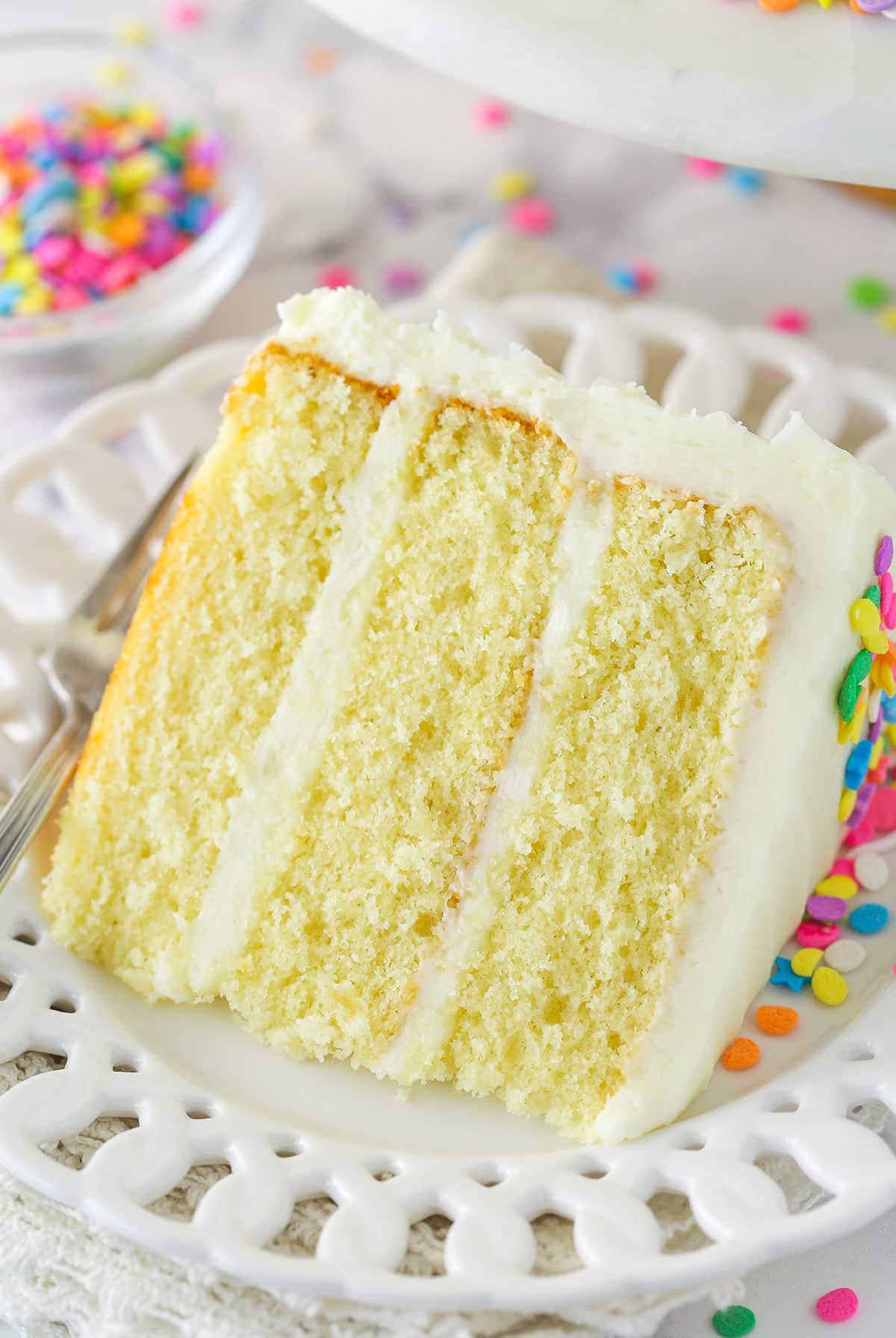 Easy Classic Vanilla Cake Recipe - Platin' It With Wendy