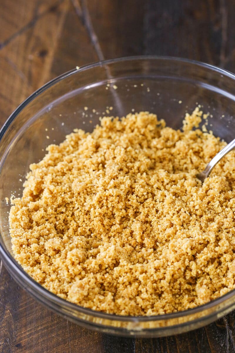 Easy Graham Cracker Crust Recipe for Pies and Cheesecakes