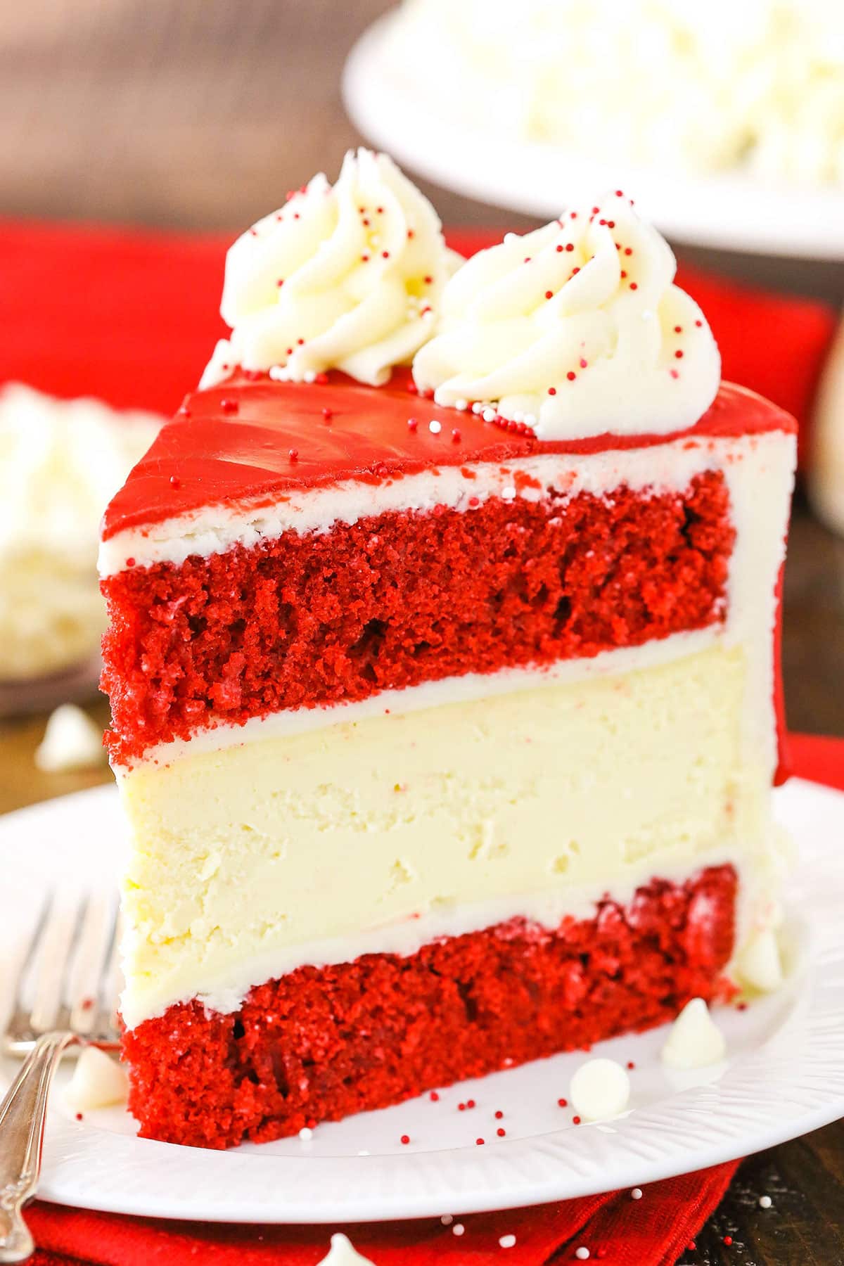 Best Red Velvet Cake Recipe [VIDEO] - Sweet and Savory Meals