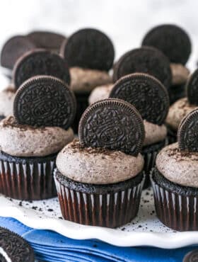 Oreo cupcakes on a serving platter.